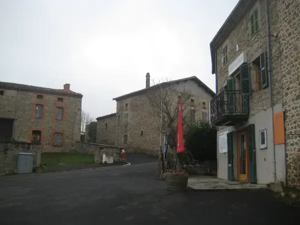 Monte Escalier 63 Monte escalier Champagnat-le-Jeune