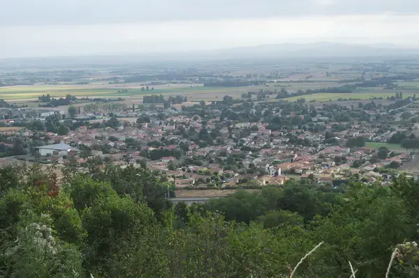 Monte Escalier 63 Monte escalier Ménétrol