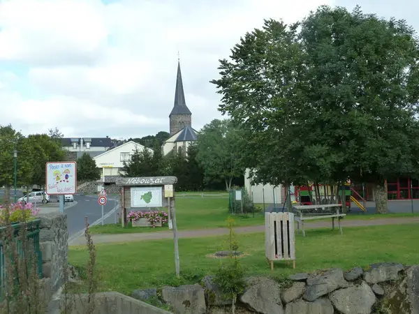 Monte Escalier 63 Monte escalier Nébouzat