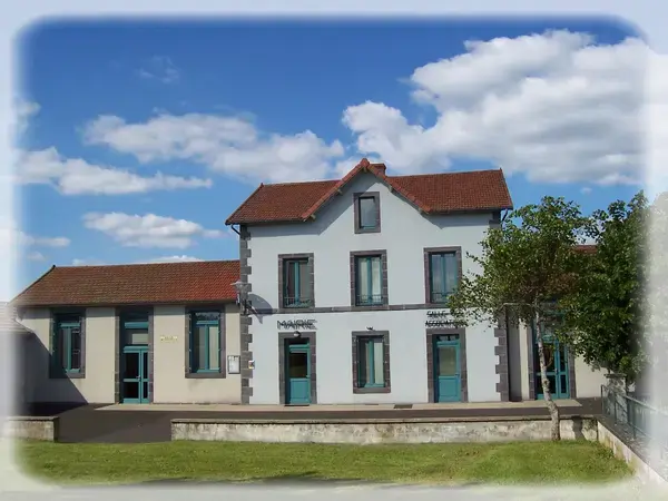 Monte Escalier 63 Monte escalier Puy-Saint-Gulmier